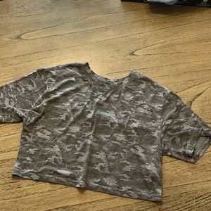 Fabletics Camo Cropped Tee